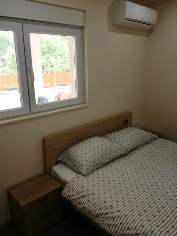 Riverside Guesthouse Pocitelj ภายนอก รูปภาพ